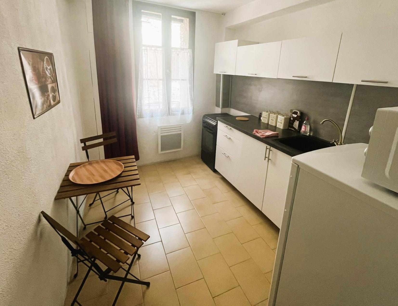 Au Pied Des Remparts 10 Rue Saint Jean Apartment Villefranche-de-Conflent Luaran gambar